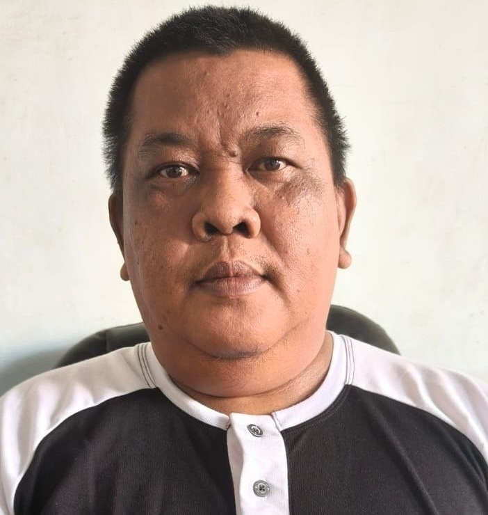 Achmad Santoso – Lead Finisher Jasa Cat Dinding Bali Sofia Wood Finishing